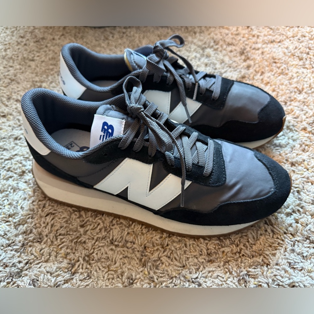 New Balance 237 Black/Gray size 10